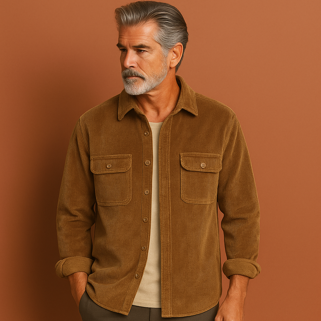 Heren corduroy overhemd in khaki met fleecevoering, zacht en comfortabel voor casual en stijlvolle winteroutfits.