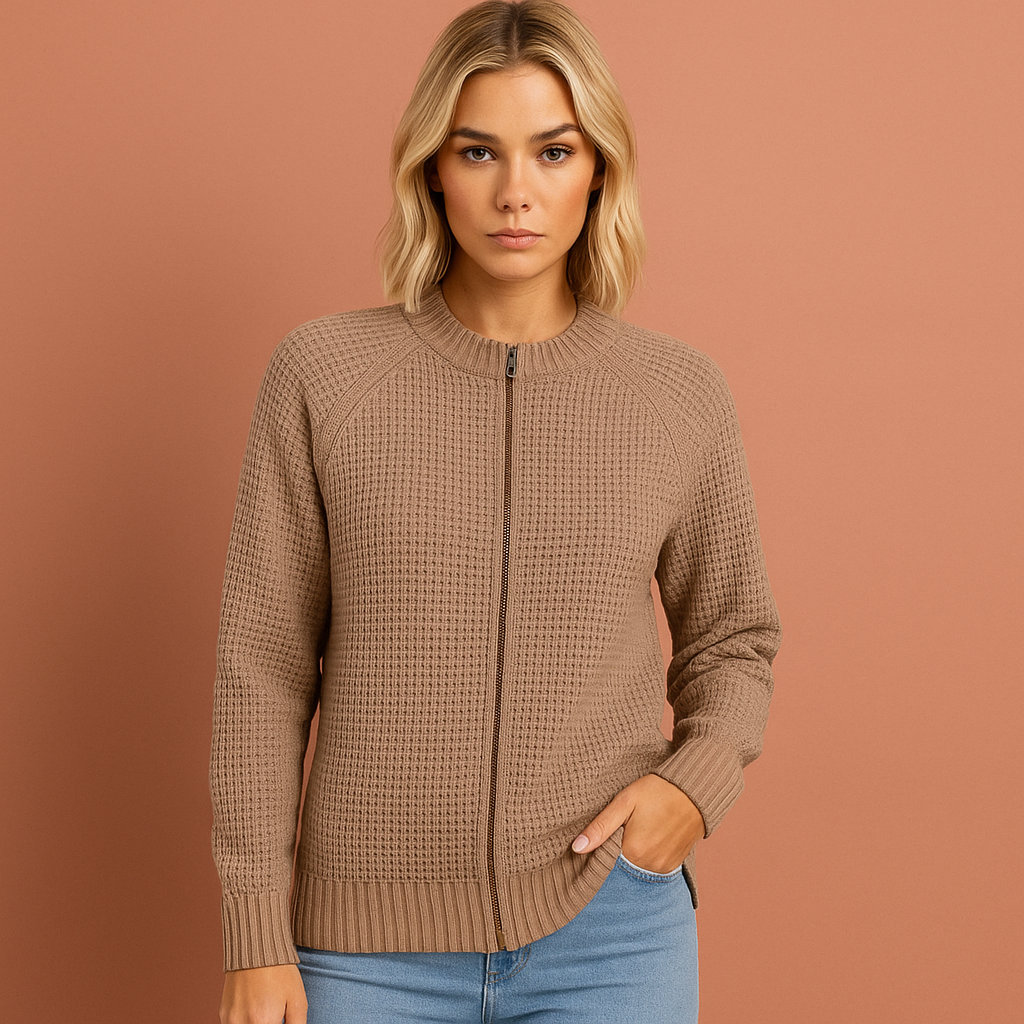 Dames vest in khaki met ritssluiting en ronde hals, zacht en comfortabel voor casual en stijlvolle outfits.