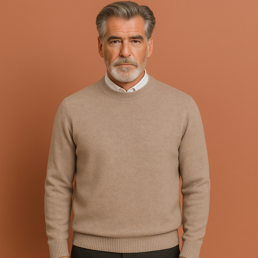 Heren trui in khaki met tijdloos design, zacht en comfortabel voor stijlvolle en casual outfits.