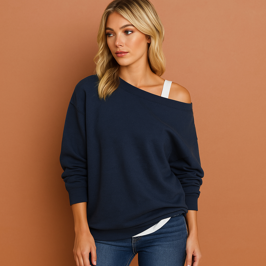 Dames off-shoulder trui in blauw met losse pasvorm, zacht en comfortabel voor casual en stijlvolle outfits.