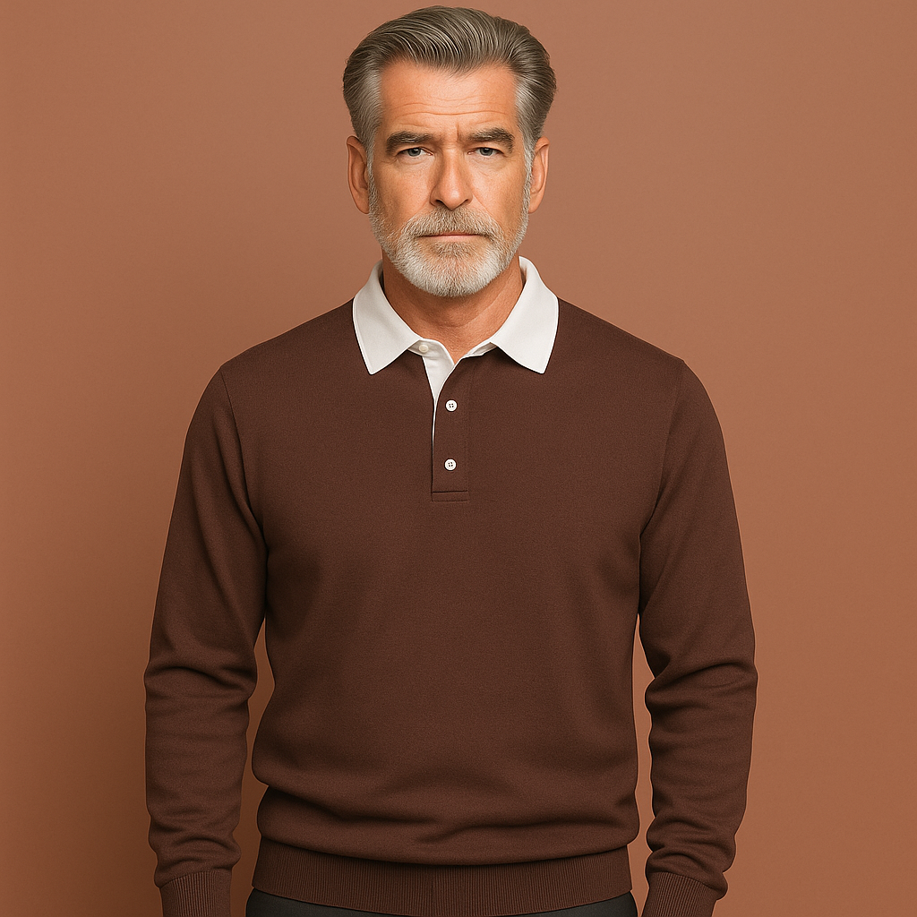 Bruine herensweater met moderne pasvorm en tijdloos design, ideaal voor dagelijks gebruik en casual outfits.