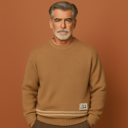 Oversized gebreide trui voor heren in bruin met comfortabele pasvorm en tijdloos ontwerp voor casual outfits.