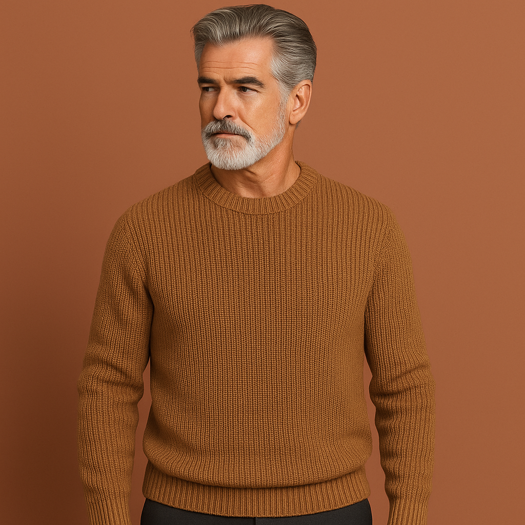 Bruine herentrui met warme pasvorm en tijdloos ontwerp, ideaal voor koude dagen en dagelijks gebruik.