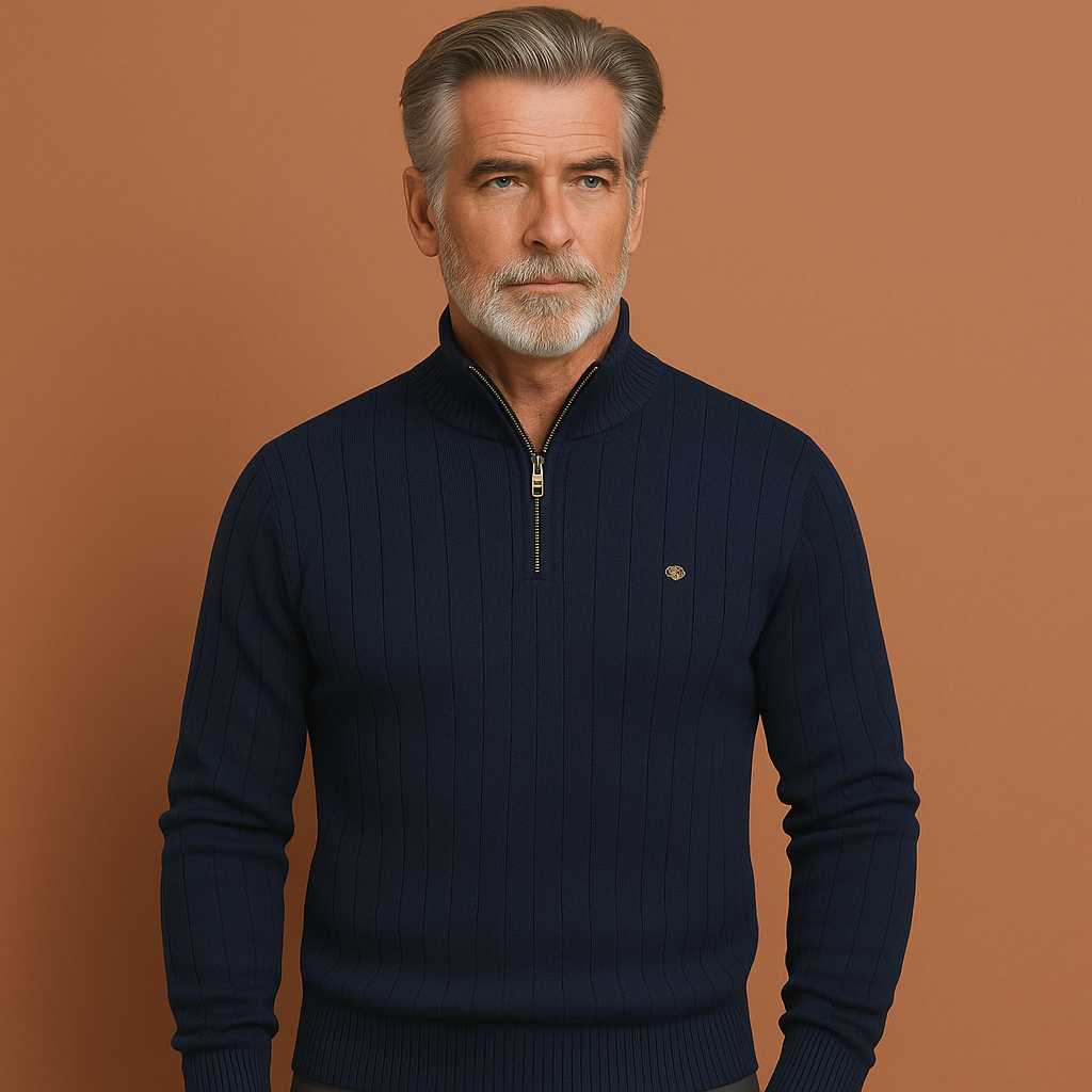 Donkerblauw gebreide zip-up trui voor heren met warm ontwerp en klassiek model, ideaal voor koude dagen en casual outfits.