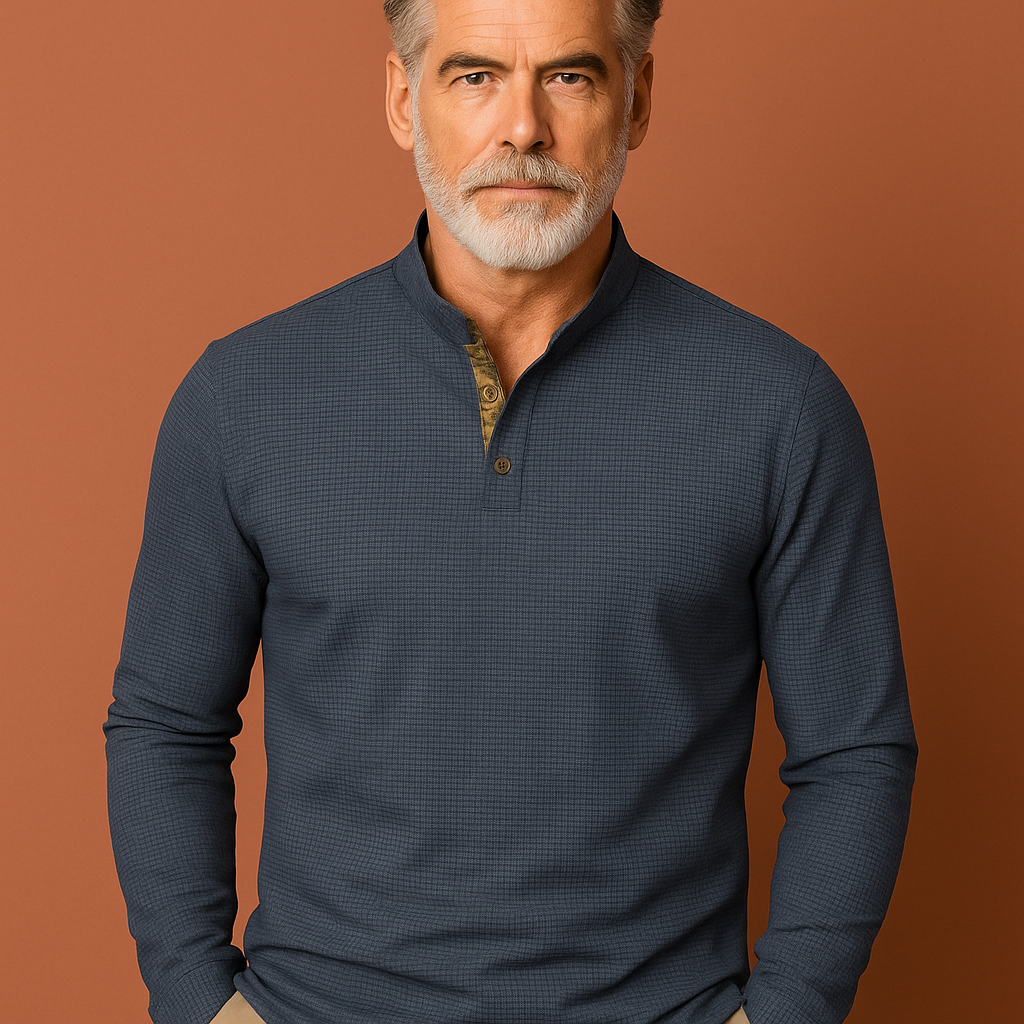 Grijze heren longsleeve polo met moderne pasvorm en klassieke kraag, ideaal voor zowel casual als zakelijke outfits.