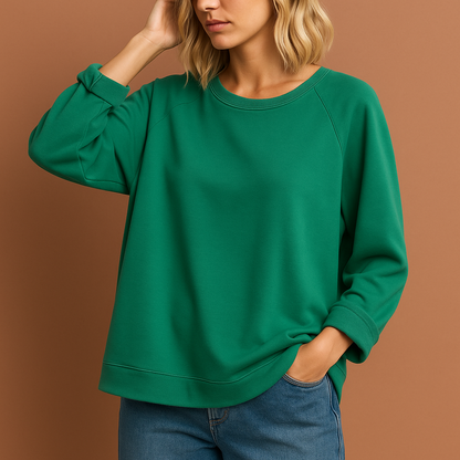 Groene oversized sweater voor dames met moderne uitstraling, perfect voor casual outfits en ontspannen dagen.