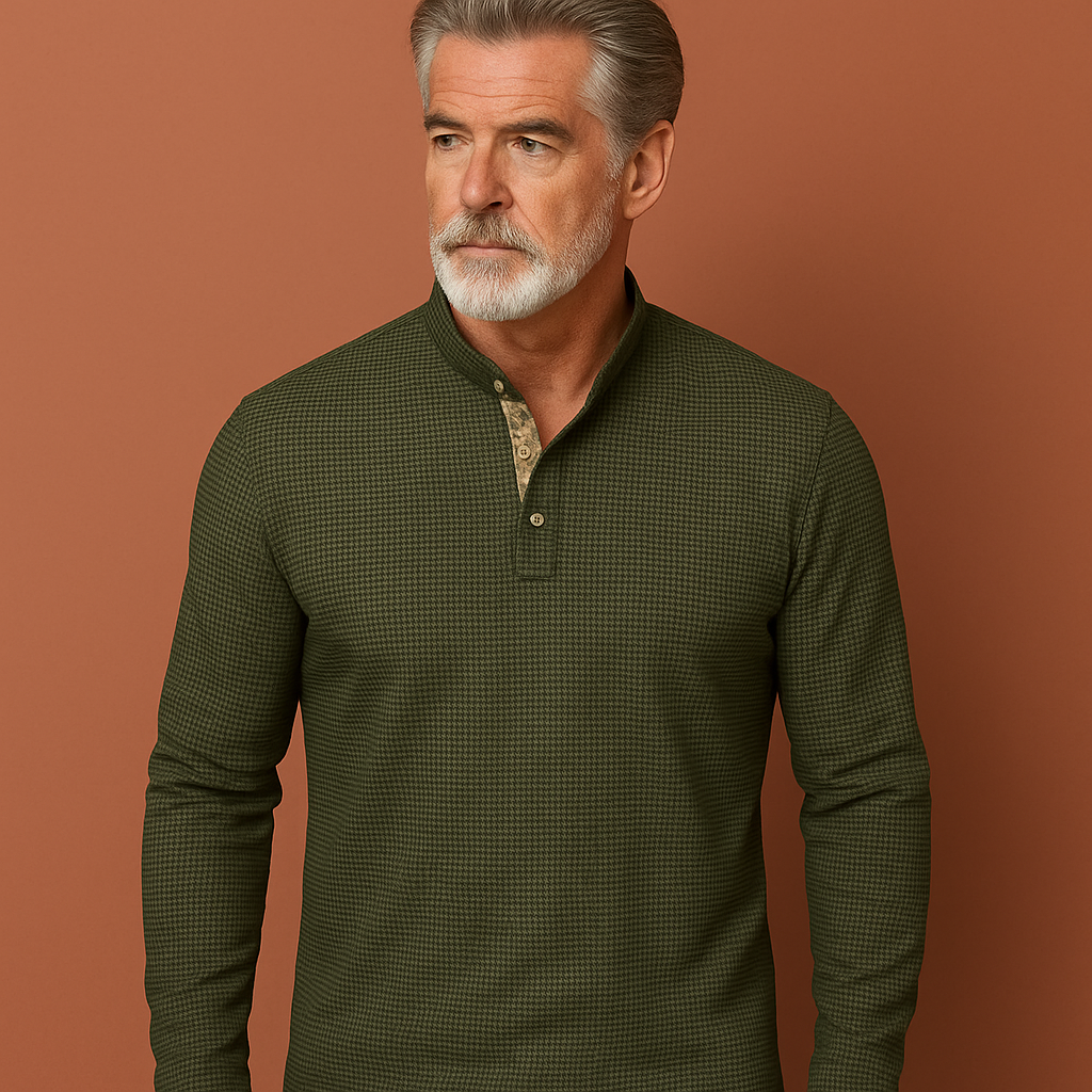 Legergroene heren longsleeve polo met moderne pasvorm en klassieke kraag, ideaal voor zowel casual als zakelijke outfits.