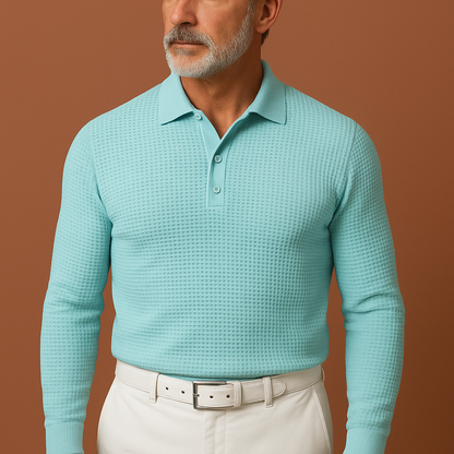 Lichtblauwe heren polo sweater met moderne pasvorm en tijdloos ontwerp, perfect voor dagelijks gebruik en casual outfits.
