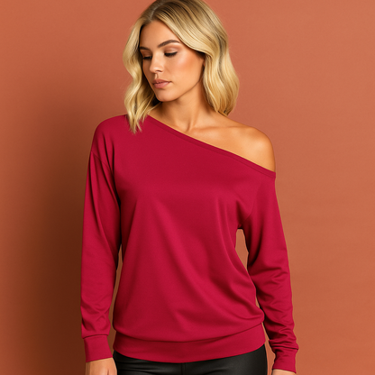 Dames off-shoulder trui in rood met losse pasvorm, zacht en comfortabel voor casual en stijlvolle outfits.