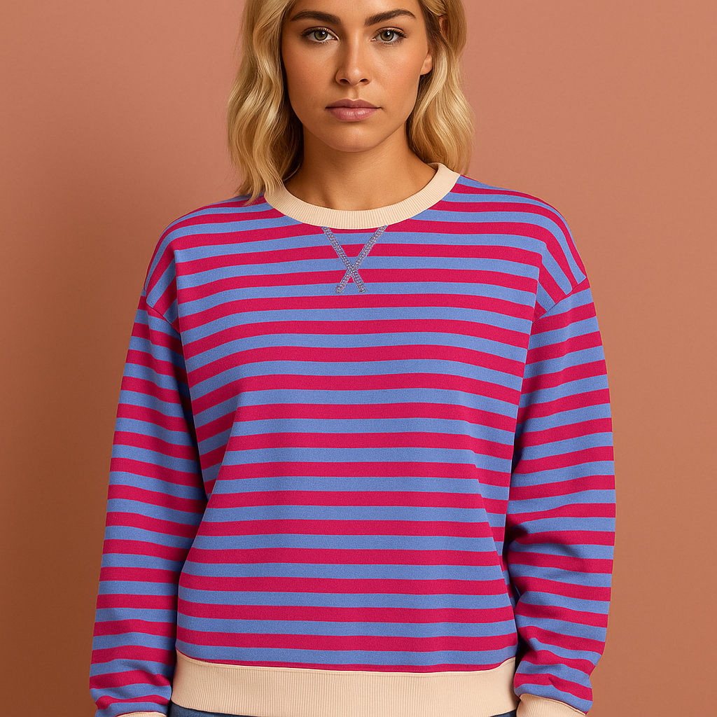 Rode gestreepte dames trui met moderne pasvorm, ideaal voor casual en stijlvolle outfits in de herfst en winter.