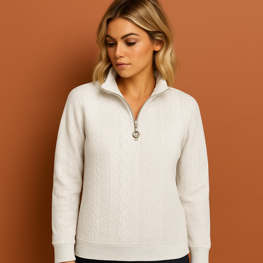 Wit half-zip dames sweatshirt met comfortabele pasvorm voor casual outfits en dagelijks gebruik.