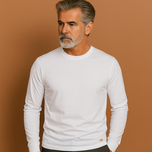 Heren katoenen trui in wit met ronde hals en lange mouwen, comfortabel en stijlvol voor casual outfits.