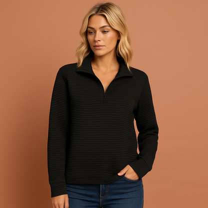 Zwarte chique sweater voor dames met moderne pasvorm, zacht en comfortabel voor casual of stijlvolle outfits in koude seizoenen.