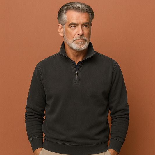 Zwarte fleece sweater voor heren met comfortabele pasvorm, ideaal voor casual outfits en koude dagen.