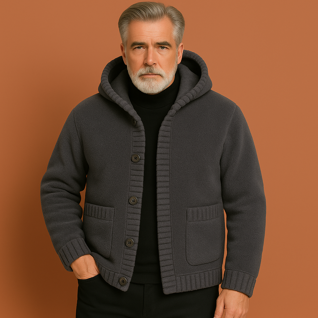 Zwarte gebreide hoodie jas voor heren met moderne pasvorm en capuchon, ideaal voor koude dagen en casual outfits.